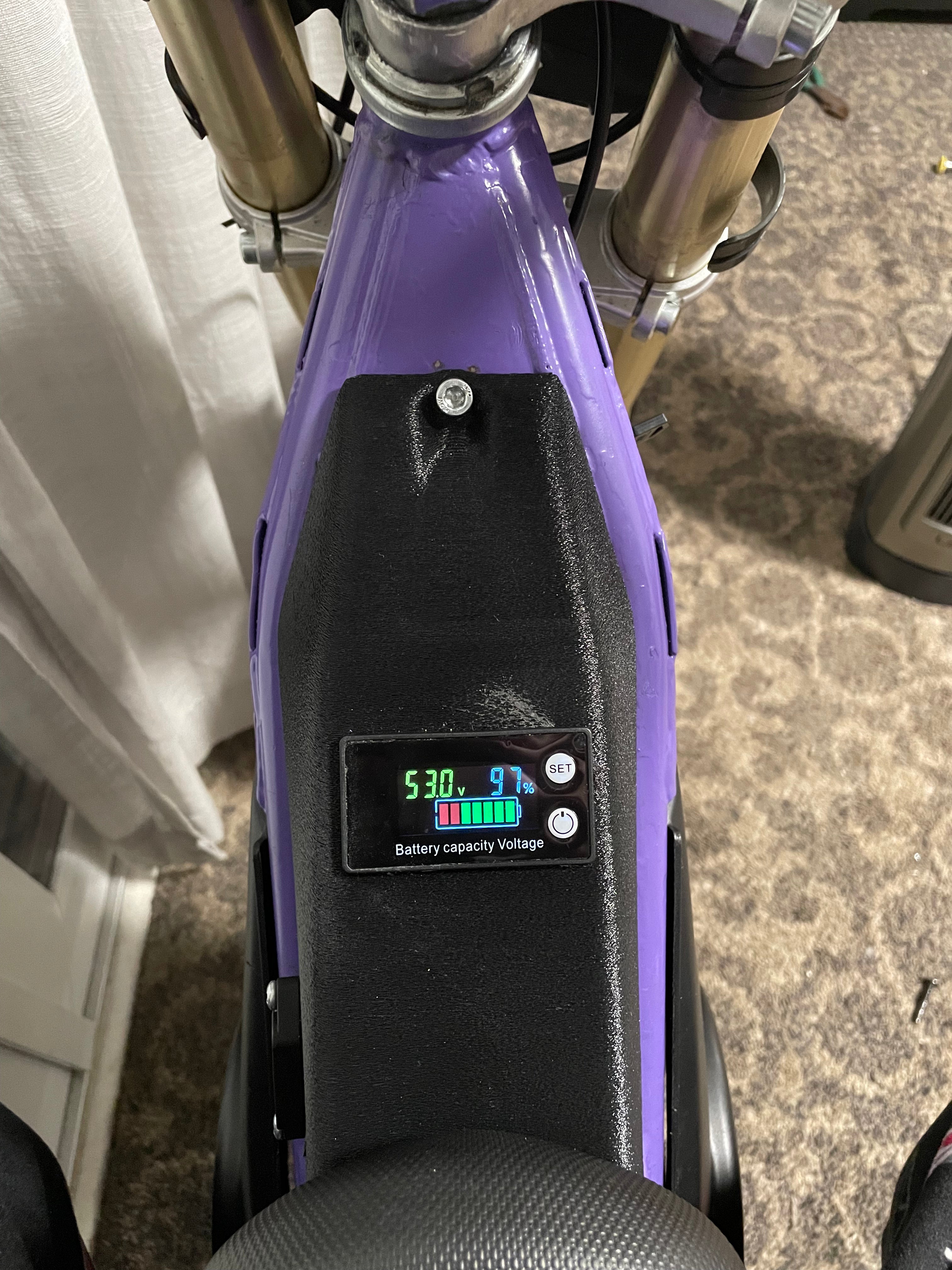 Percentage and voltage display PRE ORDER